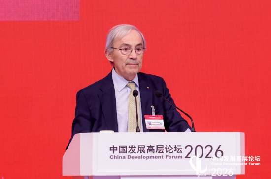  高层论坛热议AI未来；皮萨里德斯教授呼吁企业重视劳动者价值。 企业服务 高层论坛热议AI未来；皮萨里德斯教授呼吁企业重视劳动者价值。 企业服务