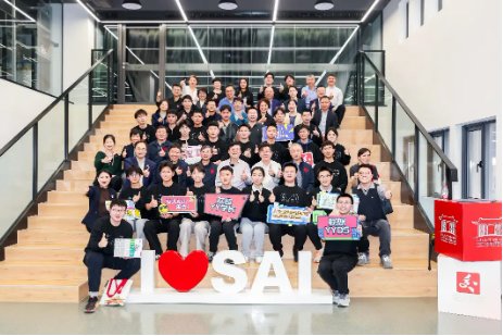  从超级计算到AI科研楼：联想“2+3”模式重塑产学研协同边界 IT技术 从超级计算到AI科研楼：联想“2+3”模式重塑产学研协同边界 IT技术 从超级计算到AI科研楼：联想“2+3”模式重塑产学研协同边界 IT技术